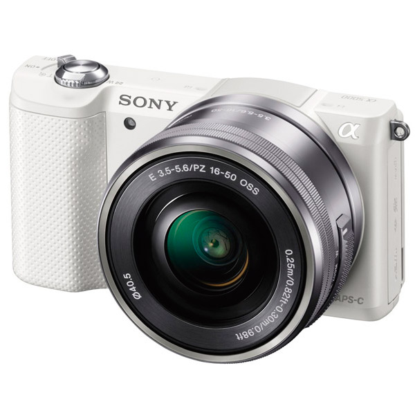 Sony Фотоаппарат Sony Alpha A5000 Kit 16-50 mm F/3.5-5.6 E OSS PZ White