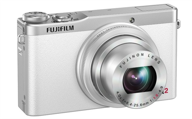 FujiFilm Фотоаппарат FujiFilm XQ2 White