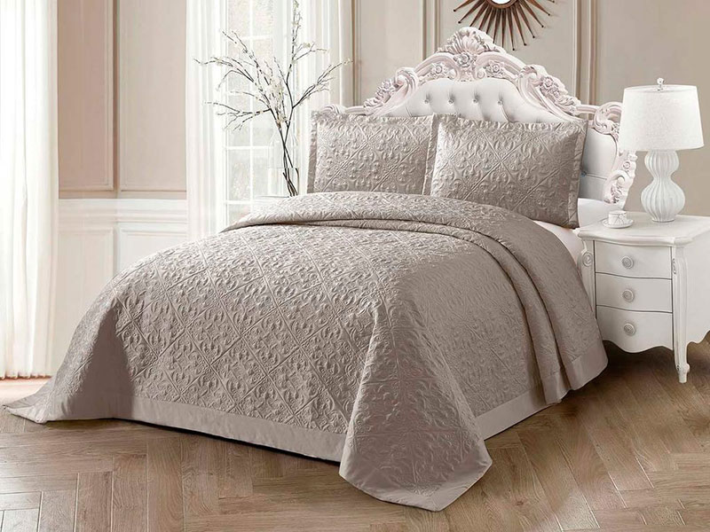 Покрывало Cleo Blumarine 220x240cm + 2 наволочки 50x70+5x2cm 220/023-BM, Blumarine 220/023-BM
Покрывало Cleo Blumarine 220x240cm + 2 наволочки 50x70+5x2cm 220/023-BM, Blumarine 220/023-BM