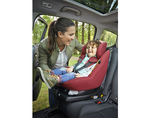 Автокресло Maxi-Cosi Axiss Fix Plus Orchid Red 8025333110 Автокресло Maxi-Cosi Axiss Fix Plus Orchid Red 8025333110