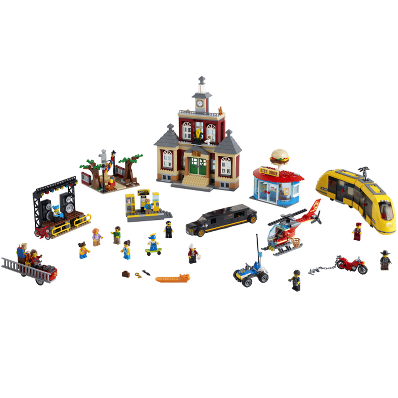 

Конструктор Lego City Городская площадь 1517 дет. 60271, Городская площадь