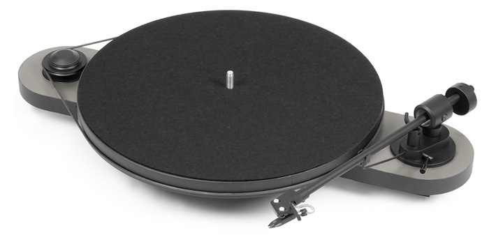 фото Проигрыватель pro-ject elemental om-5e silver-black