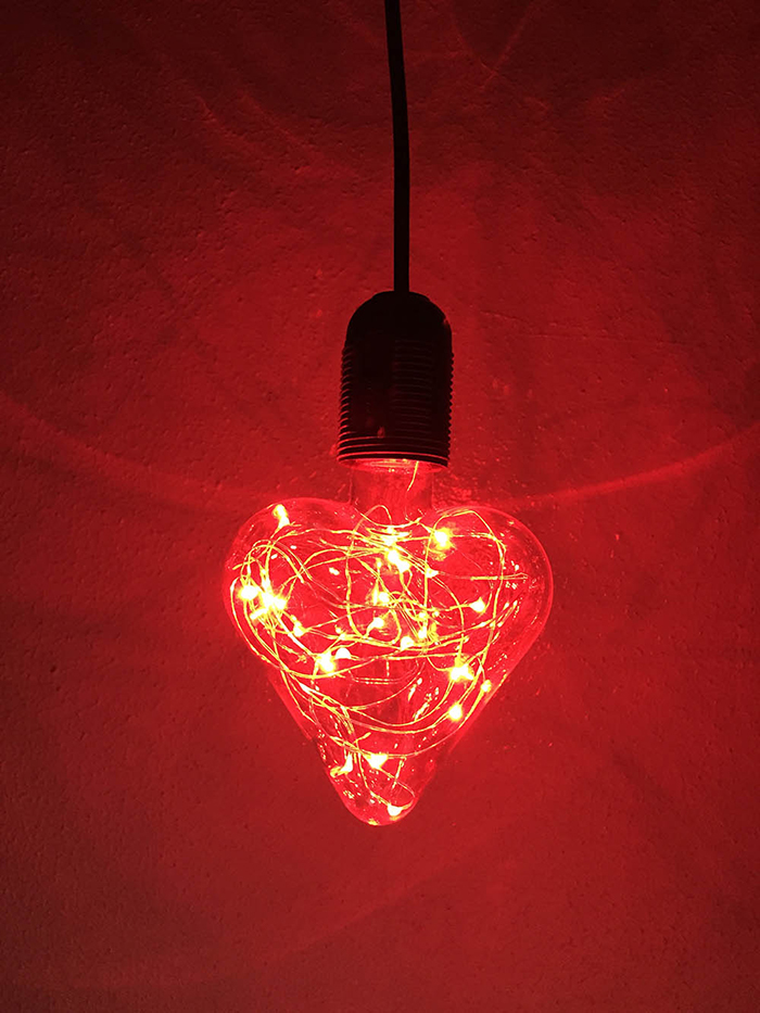 фото Светящееся украшение светодиодная лампа espada сердце red e-e27hbj68r