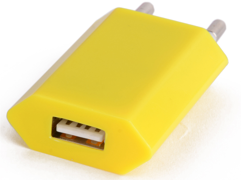 фото Зарядное устройство liberty project usb 1а sm000123 yellow