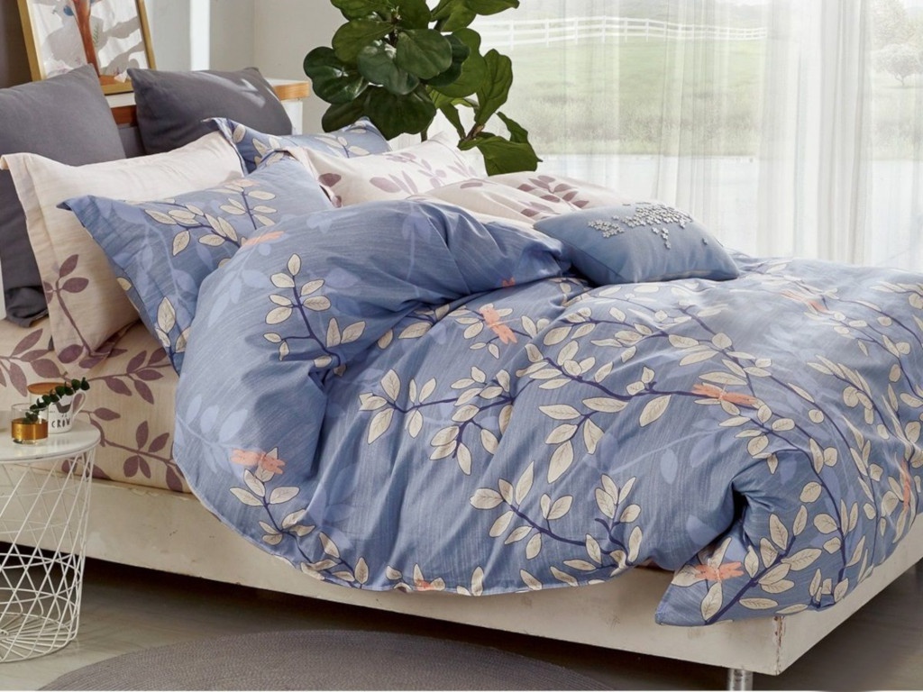 

Постельное белье Cleo Satin Lux 15/294-SL Комплект 1.5 спальный Сатин, 15/294-SL