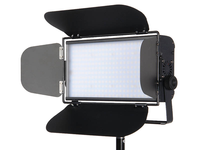 

Студийный свет GreenBean StudioLight 100 Led DMX 27642, StudioLight 100 Led DMX