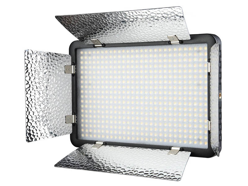 

Накамерный свет Godox LED500LRW 26289, LED500LRW