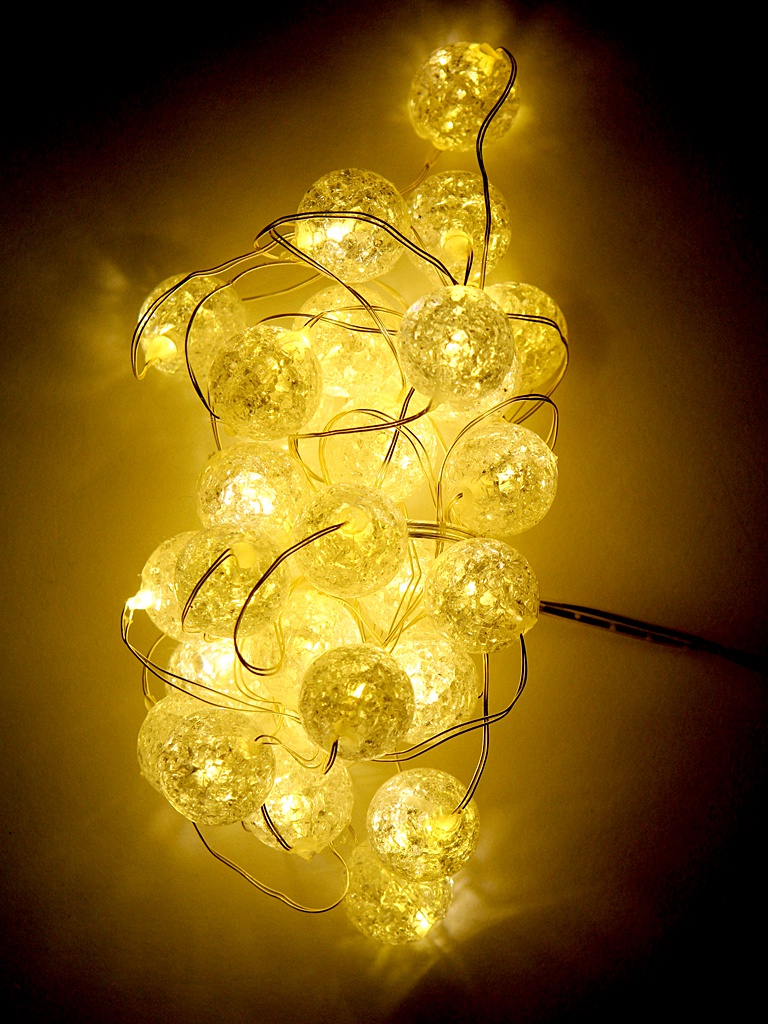 

Гирлянда Kaemingk Шарики-Кракле 30 LED-огней 3+3m Warm White 1050854 / 168796, 168796-edelman