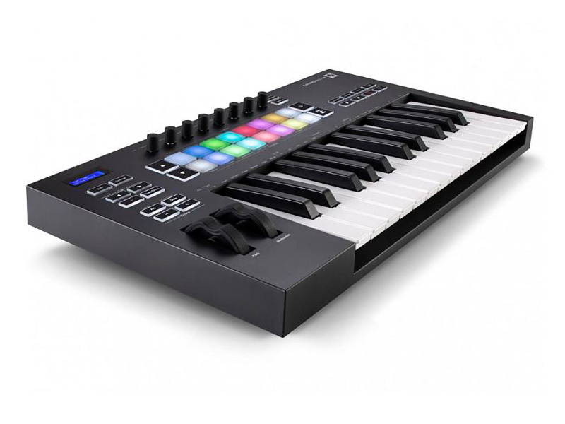 MIDI-клавиатура Novation Launchkey 25 MK3