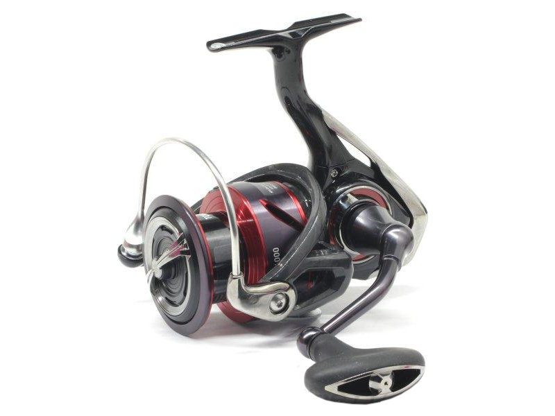 фото Катушка daiwa 20 fuego lt6000 10223-600