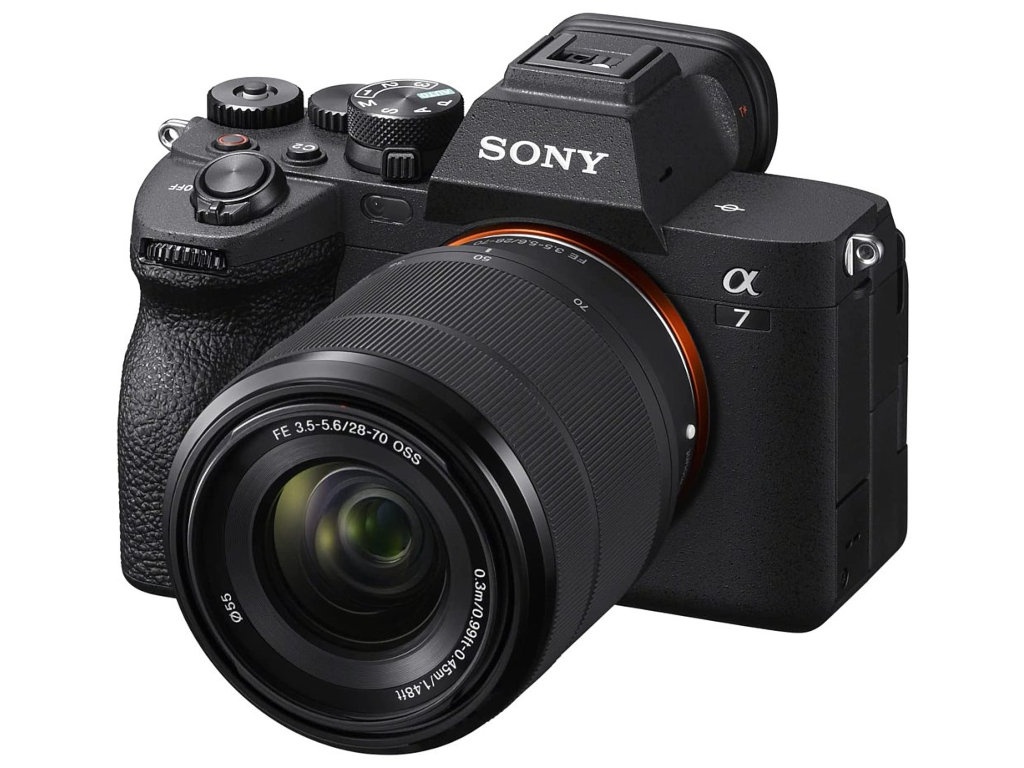 Фотоаппарат Sony FE 28-70mm F3.5-5.6 OSS Black Alpha ILCE-7M4 Kit