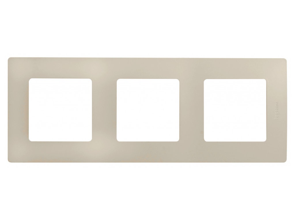 

Рамка Legrand Etika 3 поста Ivory 672513, Etika 672513