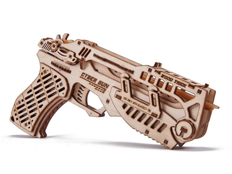 Сборная модель Wood Trick Кибер пистолет с мишенями 1234-45