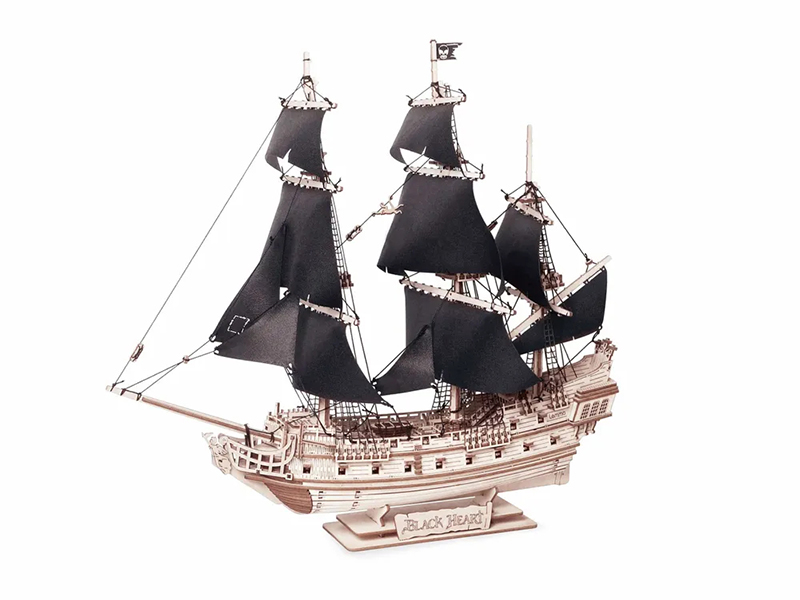 Сборная модель Lemmo Пиратский корабль Черное Сердце 01-90