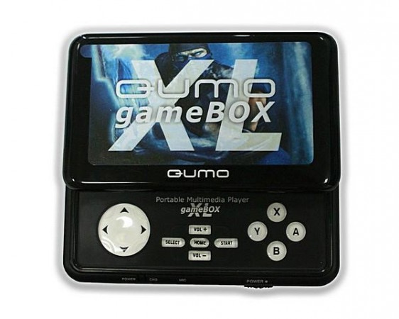 Portable multimedia. Плеер Qumo GAMEBOX 2gb. Зарядка для GAMEBOX Qumo. Мрз Qumo плеер GAMEBOX 8 GB. Игровой плеер в 2008 году.