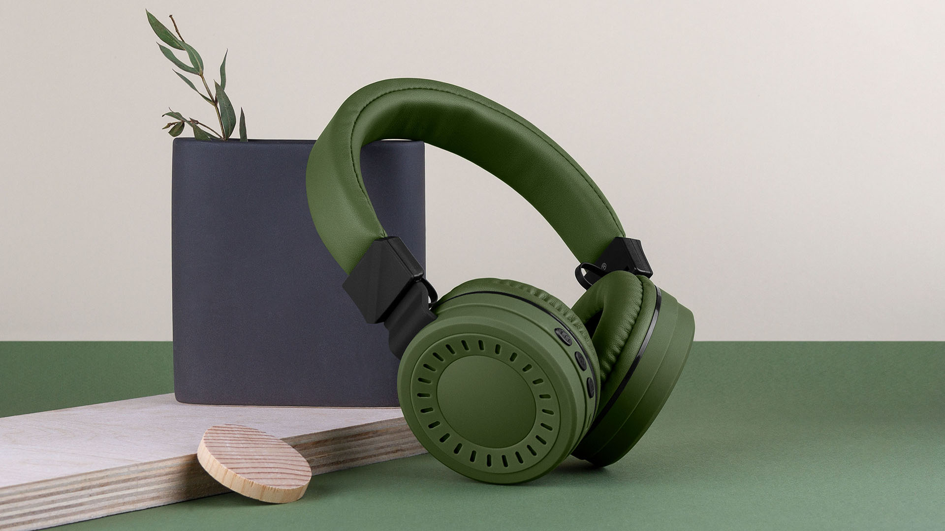 Наушники накладные bluetooth rombica mysound. Наушники Rombica mysound BH-11. Rombica mysound BH-11 Green. Беспроводные наушники Rombica mysound BH-11. Rombica mysound BH-11 Brown (BT-h018).